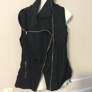 Mondetta Women's Black Vest Asymmetrical Zipper